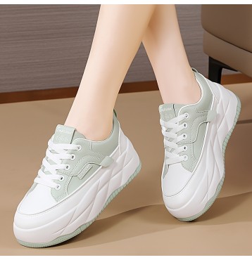 Women's Solid Color Casual Sneakers, Lace Up Soft Sole Platform Skate Shoes, Versatile Low-top Walking Shoes